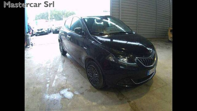 LANCIA Ypsilon usata, con Airbag laterali