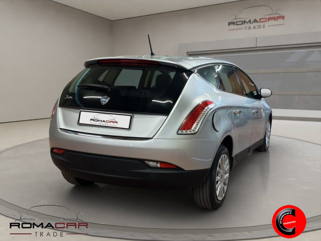 LANCIA Delta usata, con USB