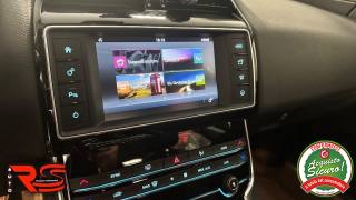 JAGUAR XE usata, con Sistema di navigazione