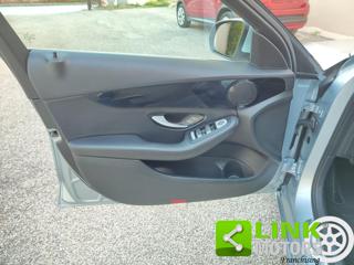 MERCEDES-BENZ C 220 usata, con Sedile posteriore sdoppiato