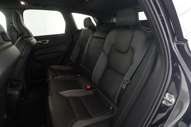 VOLVO XC60 usata 9