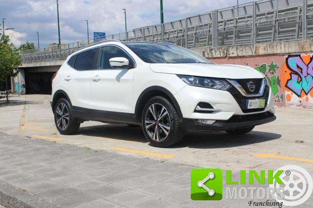 NISSAN Qashqai usata, con Boardcomputer