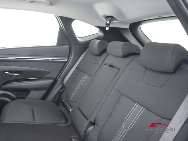 HYUNDAI Tucson usata 9