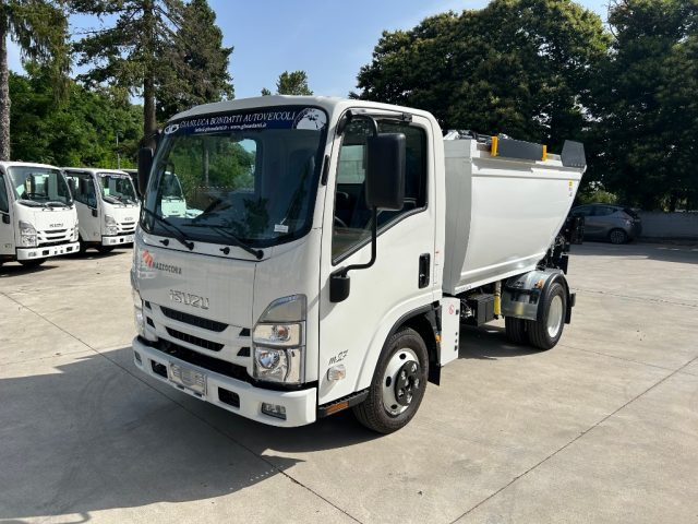 ISUZU M27 usata, con Airbag