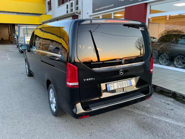 MERCEDES-BENZ V 220 usata, con Interni in pelle