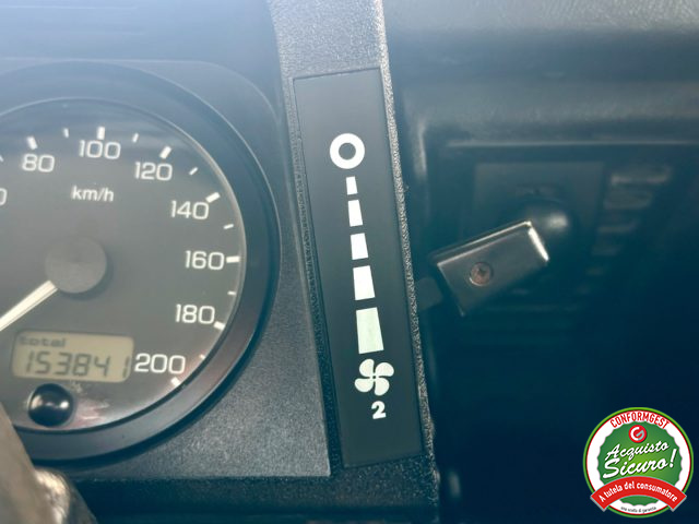 LAND ROVER Defender usata 18