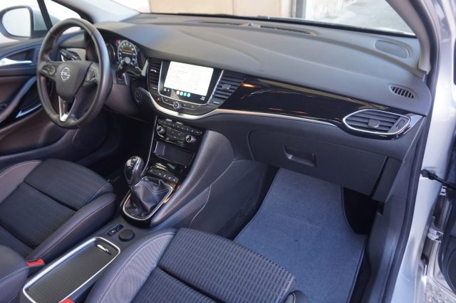OPEL Astra usata, con Cruise Control