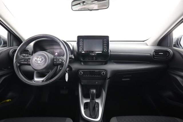 TOYOTA Yaris usata 4