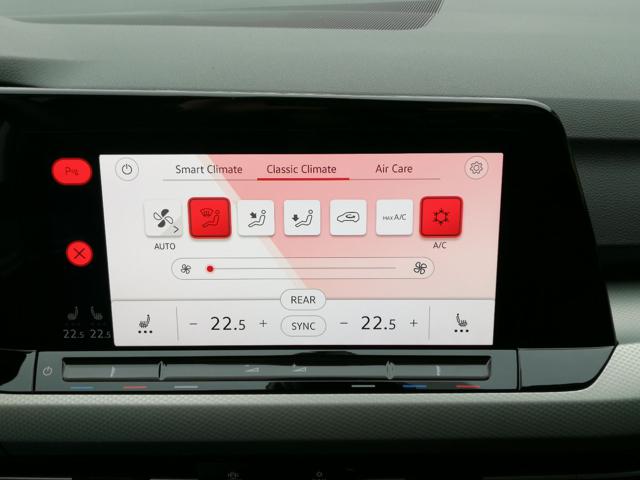 VOLKSWAGEN Golf usata, con Sistema di navigazione