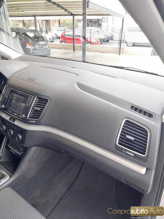 VOLKSWAGEN Sharan usata, con Cruise Control
