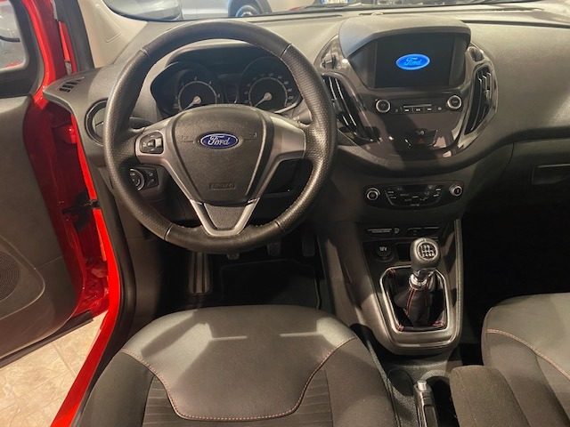 FORD Tourneo Courier usata, con Autoradio