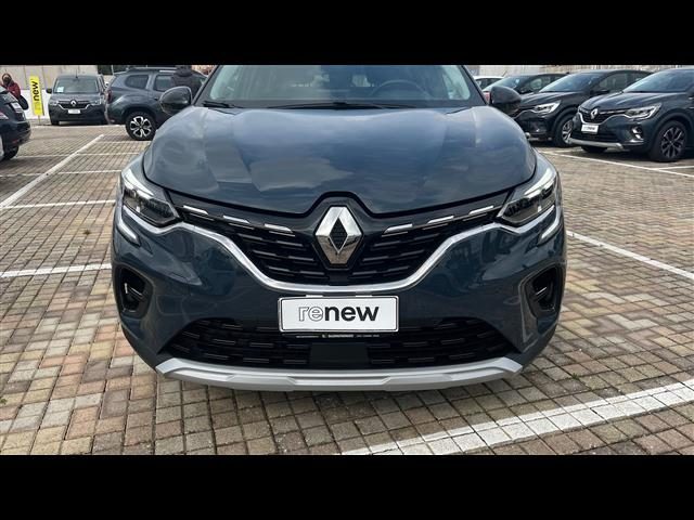 RENAULT Captur usata, con USB
