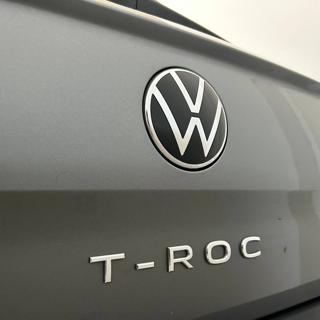VOLKSWAGEN T-Roc usata, con Sensori di parcheggio anteriori