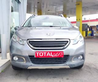PEUGEOT 2008 usata, con Airbag