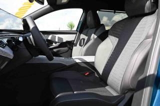 PEUGEOT 5008 usata, con Controllo automatico clima