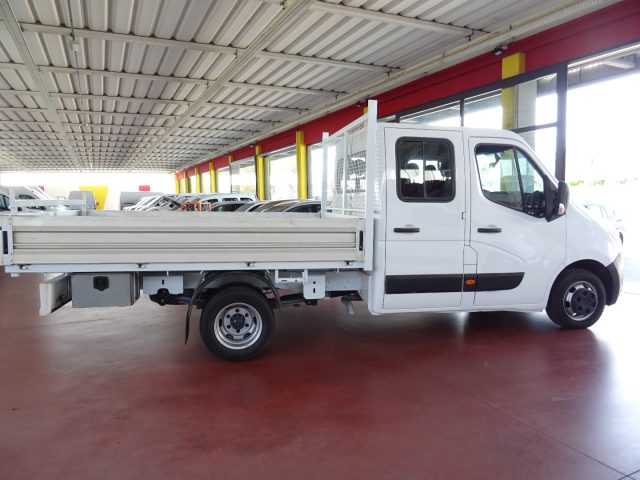OPEL Movano usata, con Boardcomputer