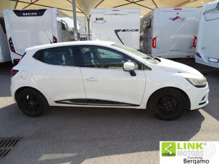 RENAULT Clio usata, con USB