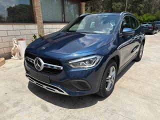 MERCEDES-BENZ GLA 200 d Automatic