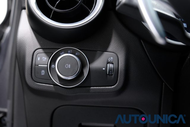 ALFA ROMEO Stelvio usata, con Portellone posteriore elettrico