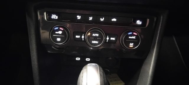 VOLKSWAGEN Tiguan usata, con Specchietti laterali elettrici