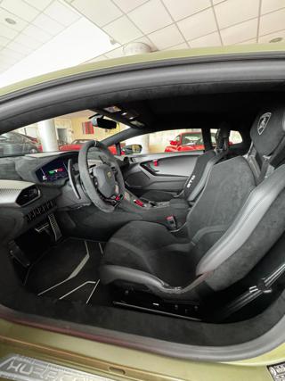 LAMBORGHINI Huracan usata 16