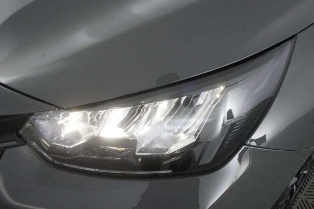 PEUGEOT 208 usata 15