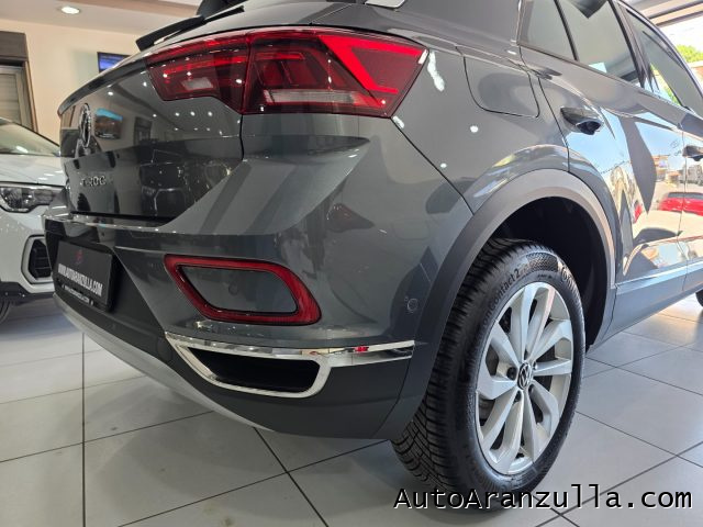VOLKSWAGEN T-Roc usata, con Volante multifunzione