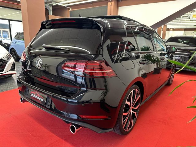 VOLKSWAGEN Golf GTI usata, con Boardcomputer
