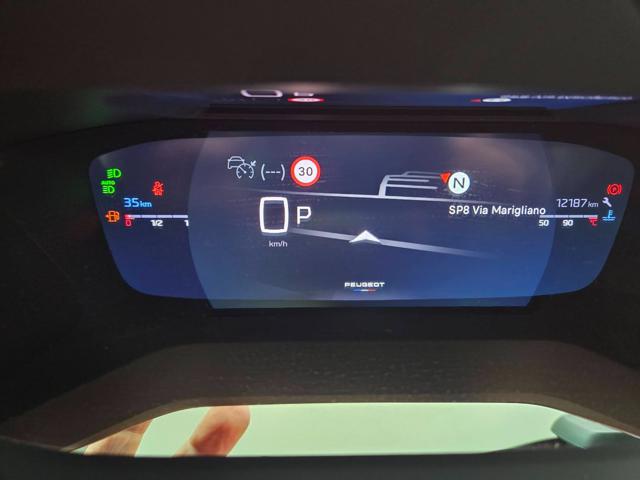 PEUGEOT 2008 usata, con Airbag