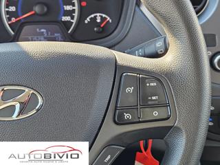 HYUNDAI i10 usata, con Touch screen