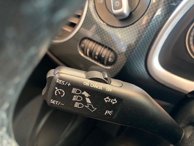 VOLKSWAGEN Maggiolino usata, con Park Distance Control