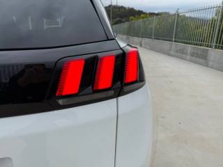 PEUGEOT 3008 usata, con Cruise Control