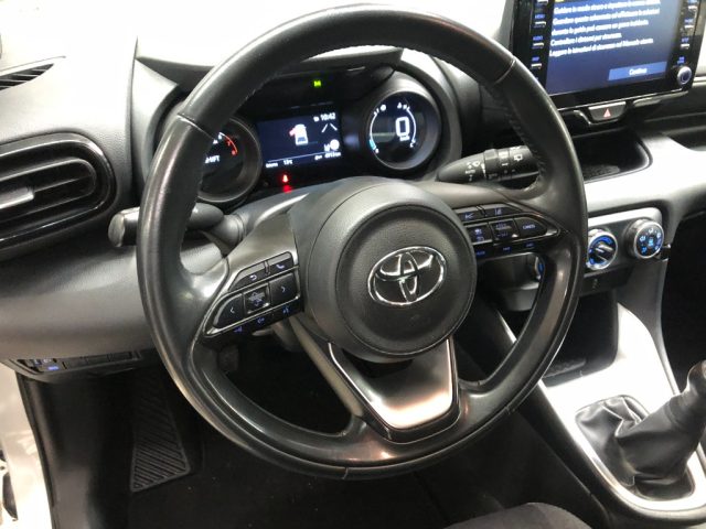 TOYOTA Yaris usata, con Sensore di luce