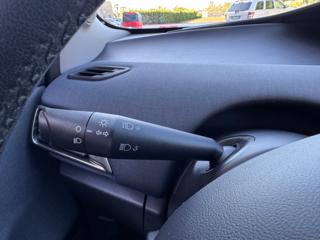 LANCIA Ypsilon usata, con Hill holder