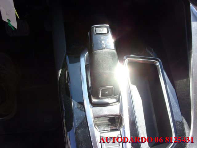PEUGEOT 3008 usata, con Bracciolo