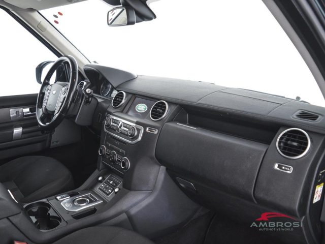 LAND ROVER Discovery usata 11