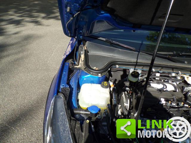 FORD Focus usata, con Fari di profondità antiabbagliamento