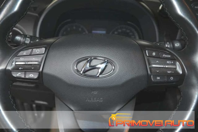 HYUNDAI Kona usata, con Bracciolo