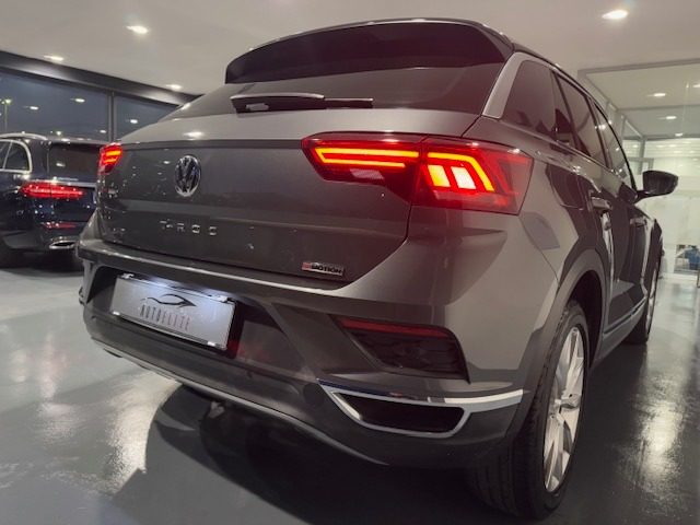 VOLKSWAGEN T-Roc usata, con Autoradio