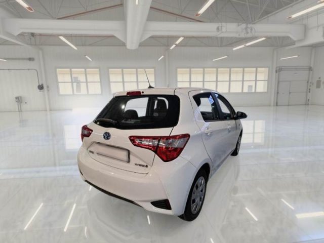 TOYOTA Yaris usata, con Airbag laterali