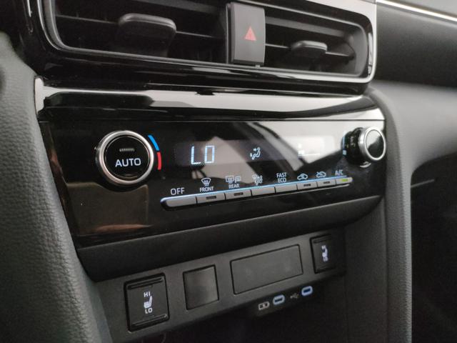 TOYOTA Yaris Cross usata, con Fari LED