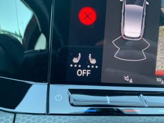 VOLKSWAGEN Golf usata, con USB