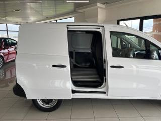 RENAULT Kangoo usata, con Sensore di pioggia