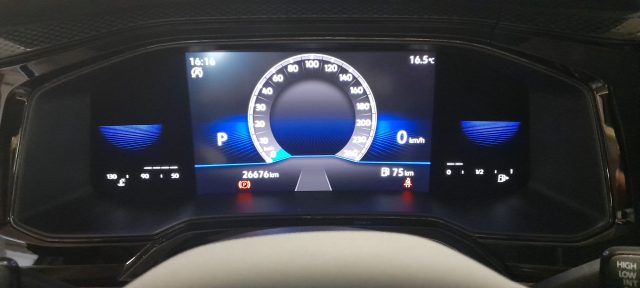 VOLKSWAGEN Taigo usata, con Airbag testa