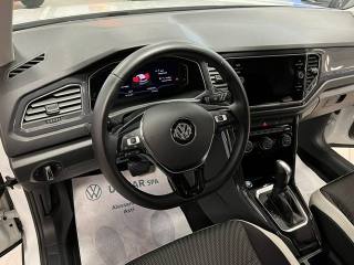 VOLKSWAGEN T-Roc usata, con USB