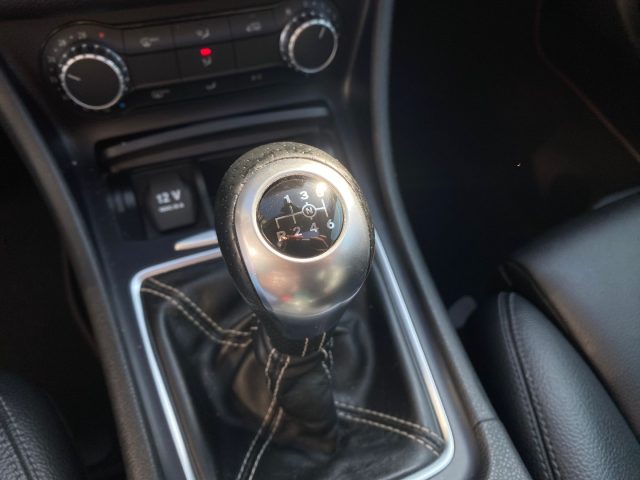 MERCEDES-BENZ GLA 200 usata, con Frenata d