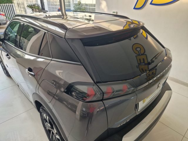 PEUGEOT 2008 usata, con Airbag