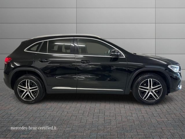 MERCEDES-BENZ GLA 200 usata, con Alzacristalli elettrici