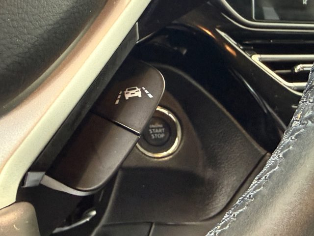 SUZUKI S-Cross usata, con Airbag testa