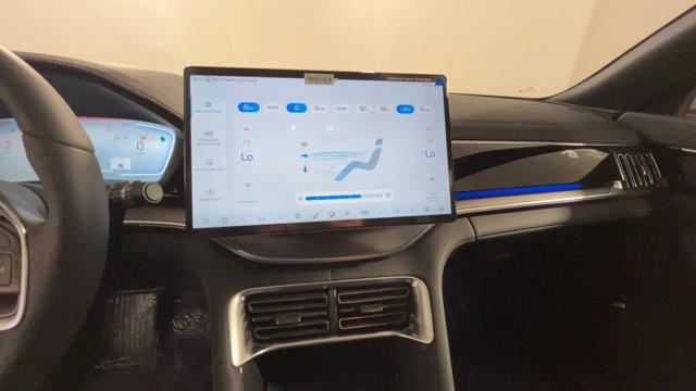 BYD Seal usata, con USB